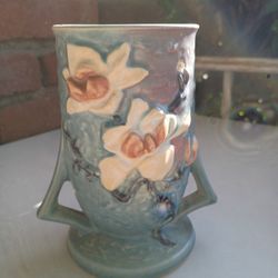 Vintage Roseville Pottery Blue Magnolia Handle Vase 