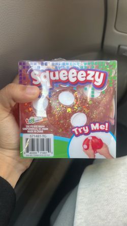 squeezy pink dice squishy