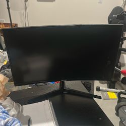 Curved Samsung Gaming Monitor