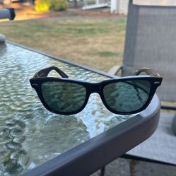 Ray-Ban Wayfarers Sunglasses