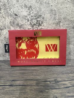 V Syndicate WonderBrett x Russ Limited Edition Glass Rolling Tray Chomp Gold Red