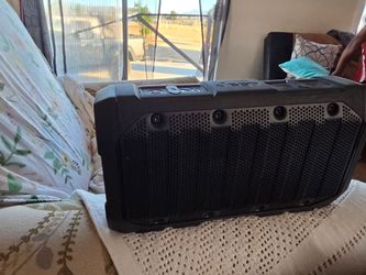 Speaker alpine jeep