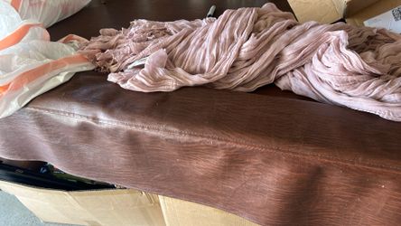 Dusty pink table runners