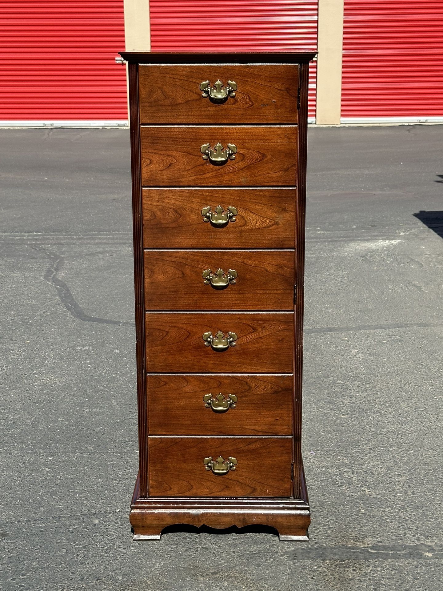 Lane Collection - Armoire