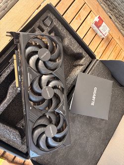 Rtx 5070 ti GIGABYTE WINDFORCE OC