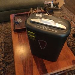 Paper Shredder 