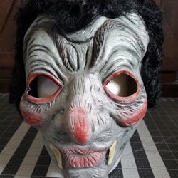 Vintage Spearhead Halloween Rubber Mask Vampire Monster Ghoul spooky scary wow.