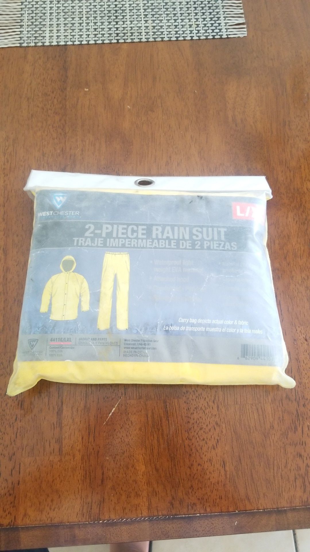 2 piece rain suit Size L/XL