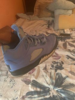 Unc University retro 5s
