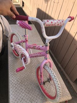 Girls bike