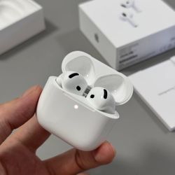 AirPod 4s
