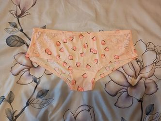 NWT Victoria's Secret Peach Print Panty Underwear Medium