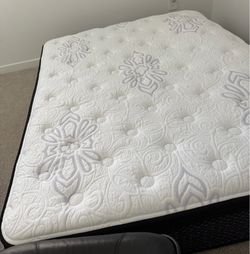 Ashley Queen Size Hybrid Mattress