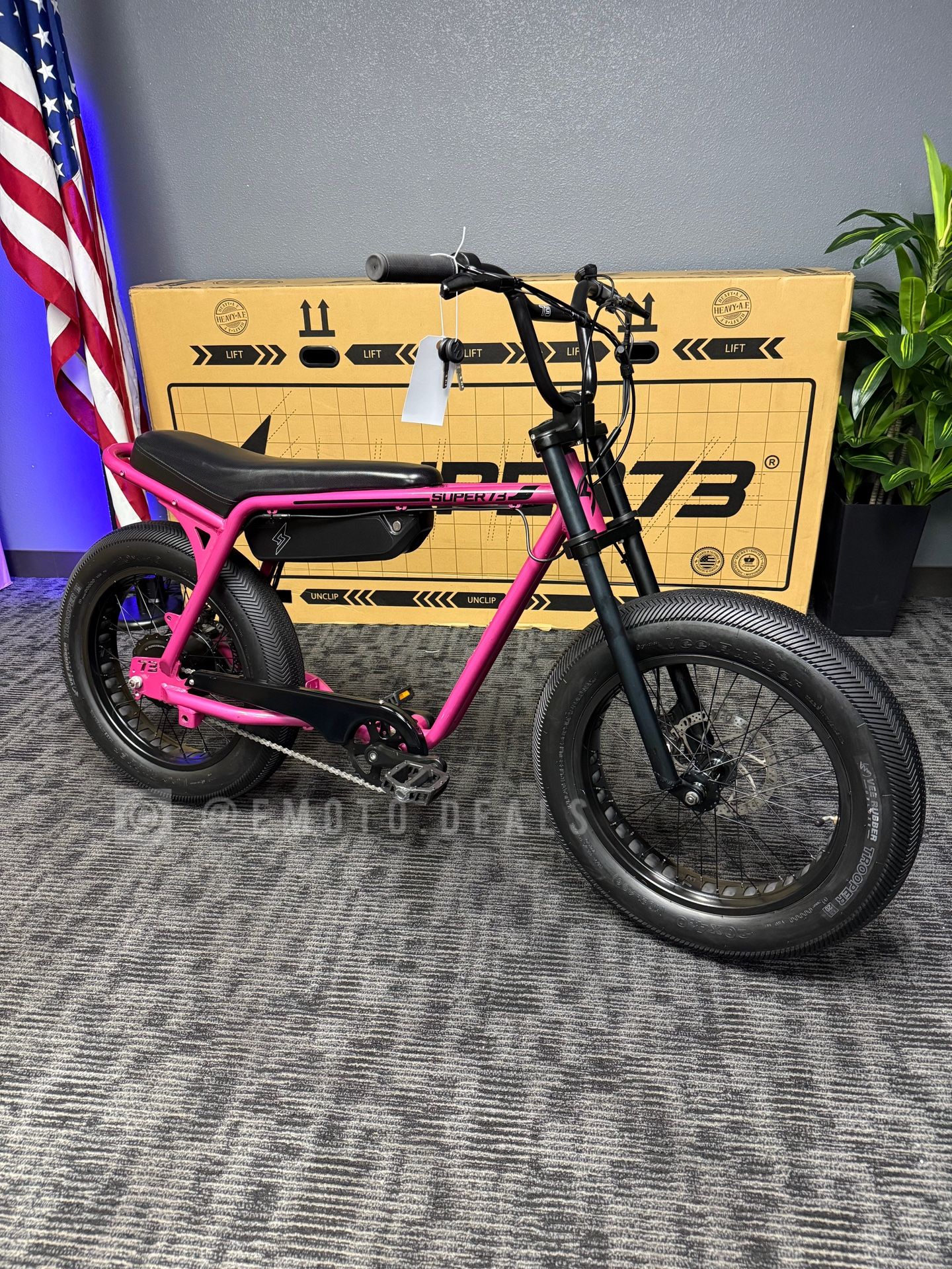 Super 73 Z Miami / Prickly Pink