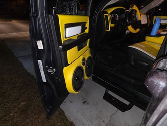 CUSTOM  DOOR PODS