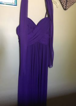 Vestido color morado sais. L