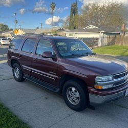 2000 Chevy  Tahoe  Clean Title 