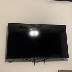 50” Hisense Smart Tv (Remote/Mount Included)