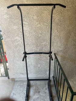 Pull-up and dip setup