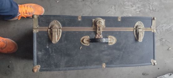 Large Vintage Telescope Traveling Trunk Vintage 