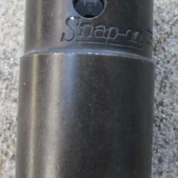 Snap-on 25/32 SDHB250 12pt Socket 1/2" Drive
