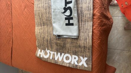 HOTWORX Mat and Towel