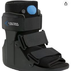 United Ortho Short Walker Fracture Boot