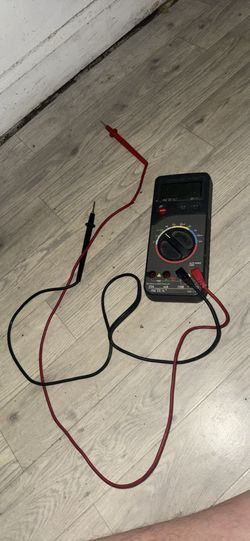 METEX Digital Multimeter with Test Leads