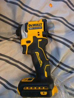 DEWALT 20V Brushless Impact Driver