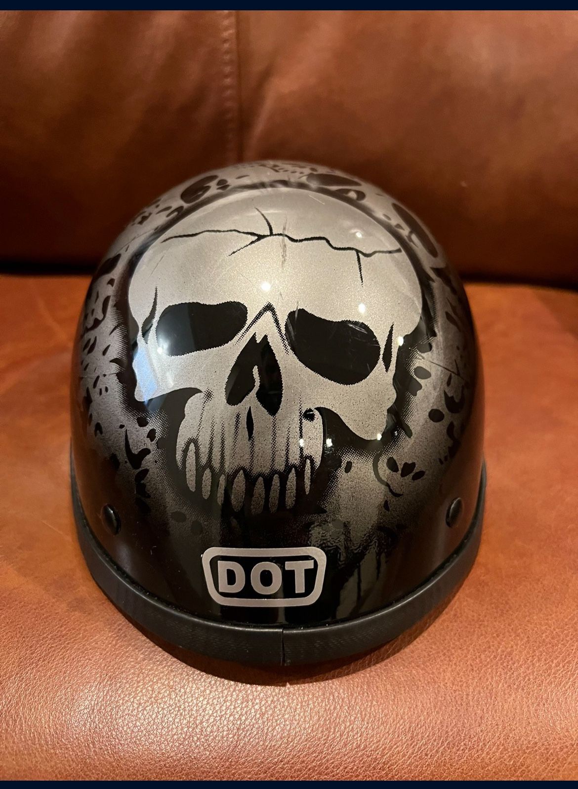 Skull Motorcycle Helmet (DOT) Large