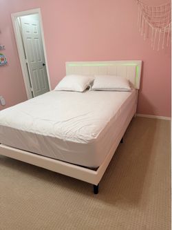 Queen bedframe with led lights