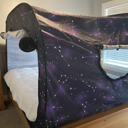 Privacy Pop Bed Tent - Space Theme - Queen