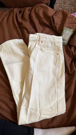 White H&M jeans