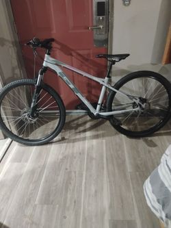 Gt laguna pro grey on grey with pink pinstripe