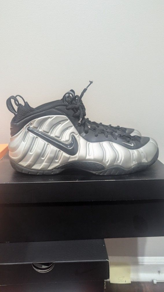 Nike Air Foamposite Pro Metallic Silver 20 Years Old!