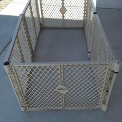 Baby Gate Enclosure 6 Panels