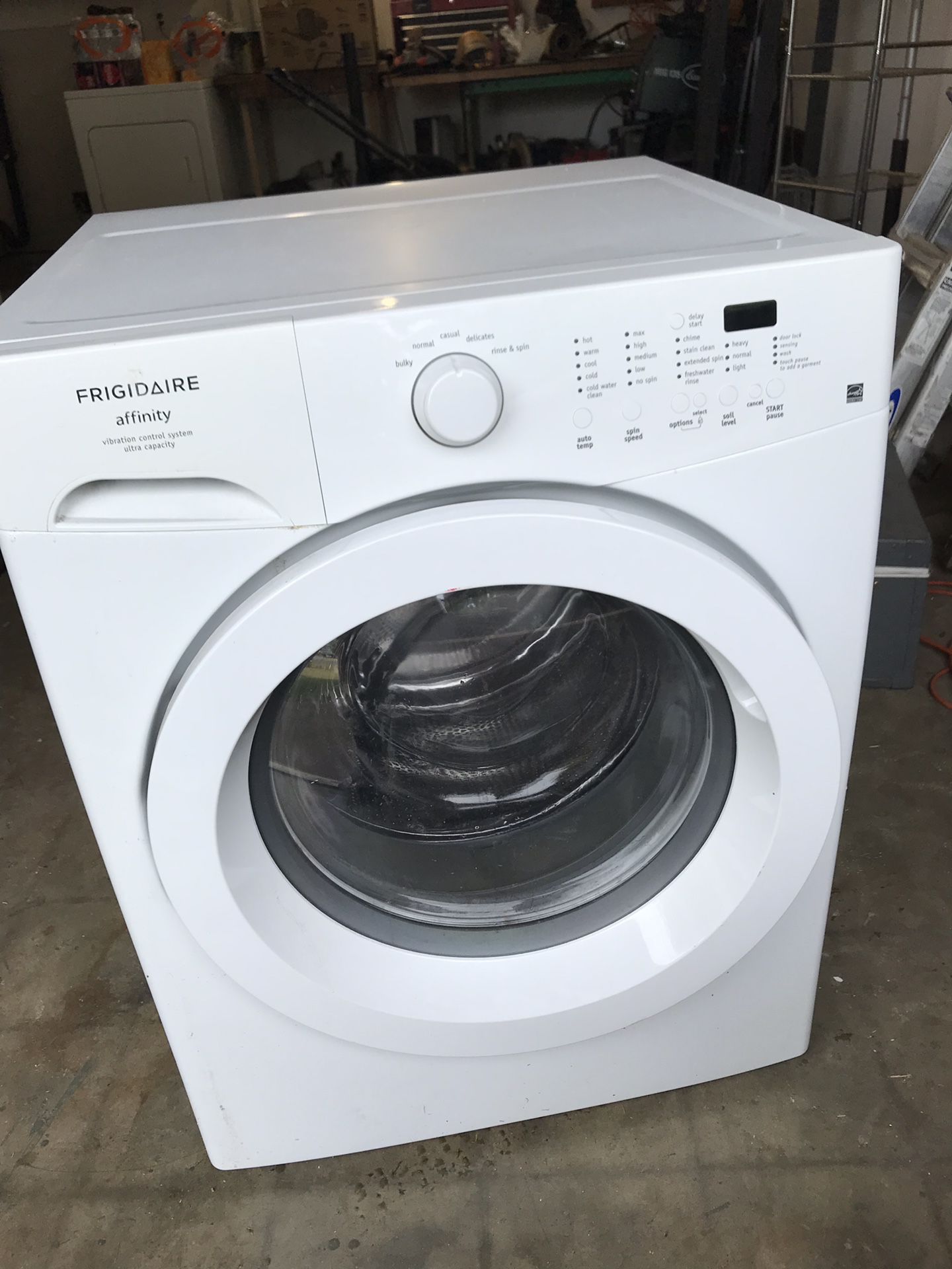 Frigidaire Affinity 3.2 cu ft front load washer