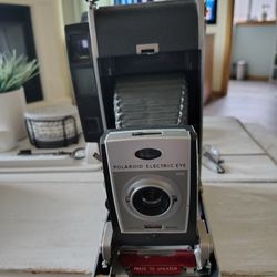 Vintage Polaroid Electric Eye 900 Land Camera 