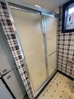 Shower sliding door