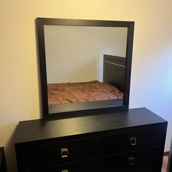 Dresser With Mirror & Matching Nightstands