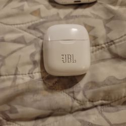 JBL Tune 225TWS True Wireless Earbud Headphones Bluetooth 25H Battery White