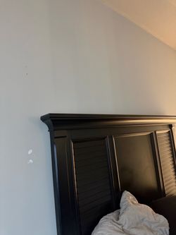 Black Queen Bedframe