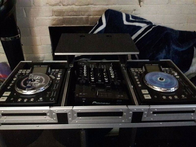 Dj equipment