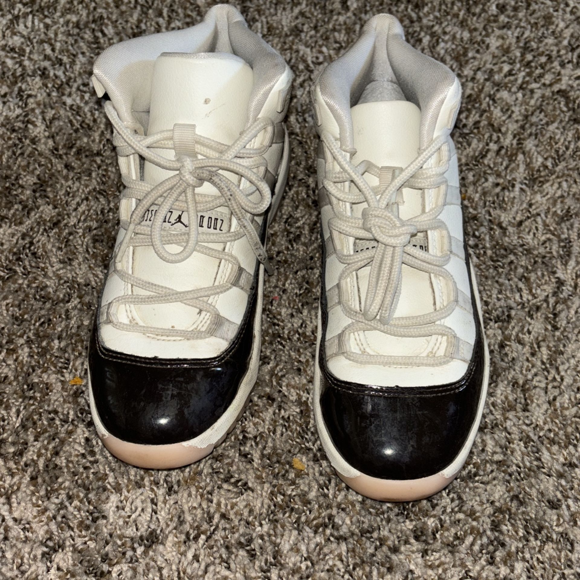 Jordan 11s