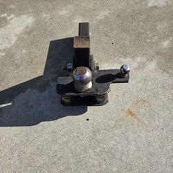 TRAILER HITCH