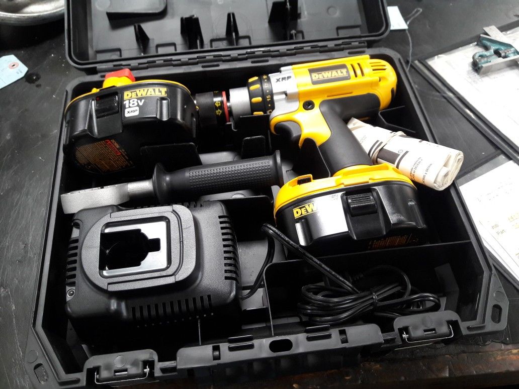 DEWALT XRP DRILL