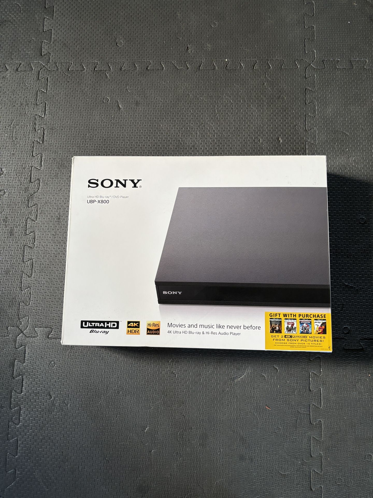 Sony Ultra HD Blu-ray™/ DVD Player UBP-X800 – Excellent Condition