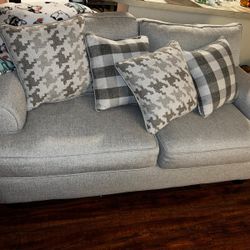 Living Room Set $1000