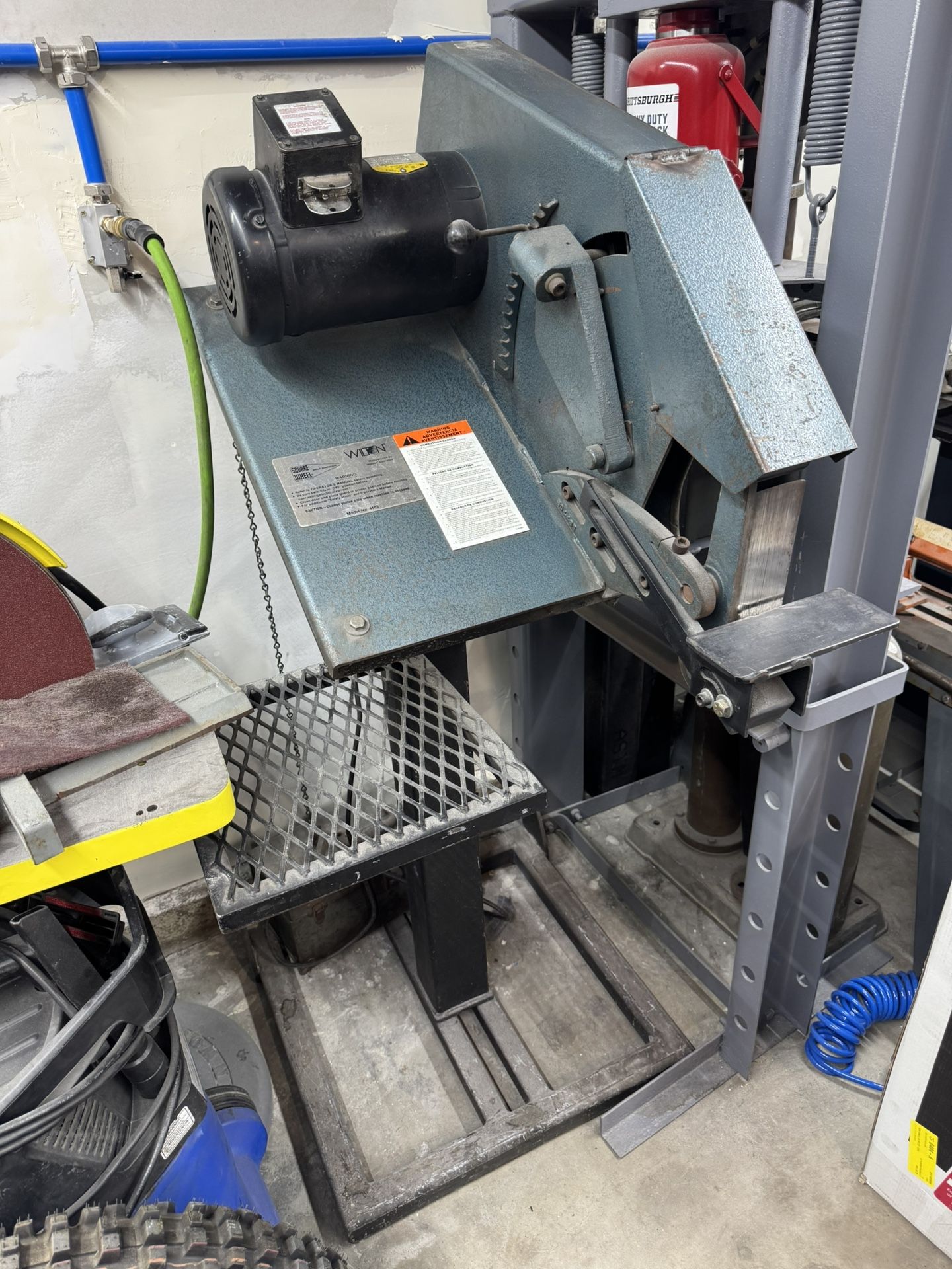 Wilton Square Wheel Belt Sander