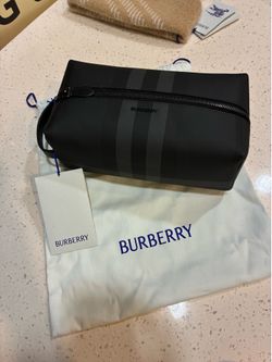 Burberry Mens Charcoal Check Travel Zip Bag
